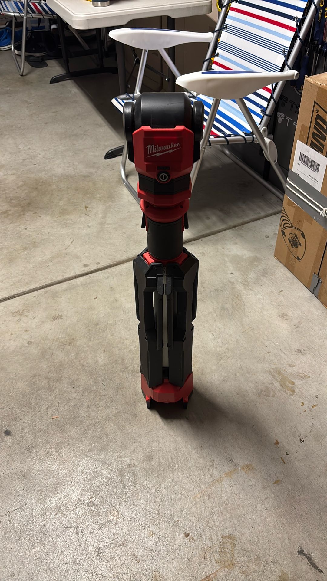 Milwaukee m12 tower light