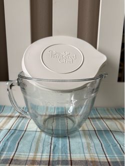 pampered chef batter bowl 8cup/2qts in like brand new