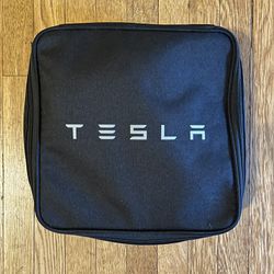Tesla Mobile Charger