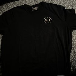 Black Under Armour T-Shirt