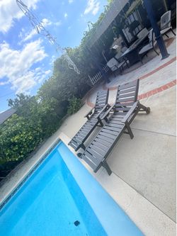 Pool lounge chair - No cushion