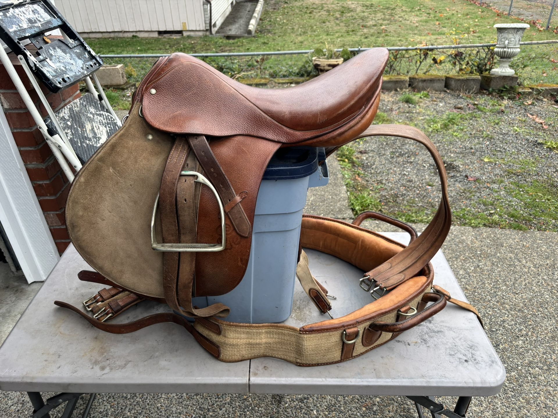 Meteor Saddle