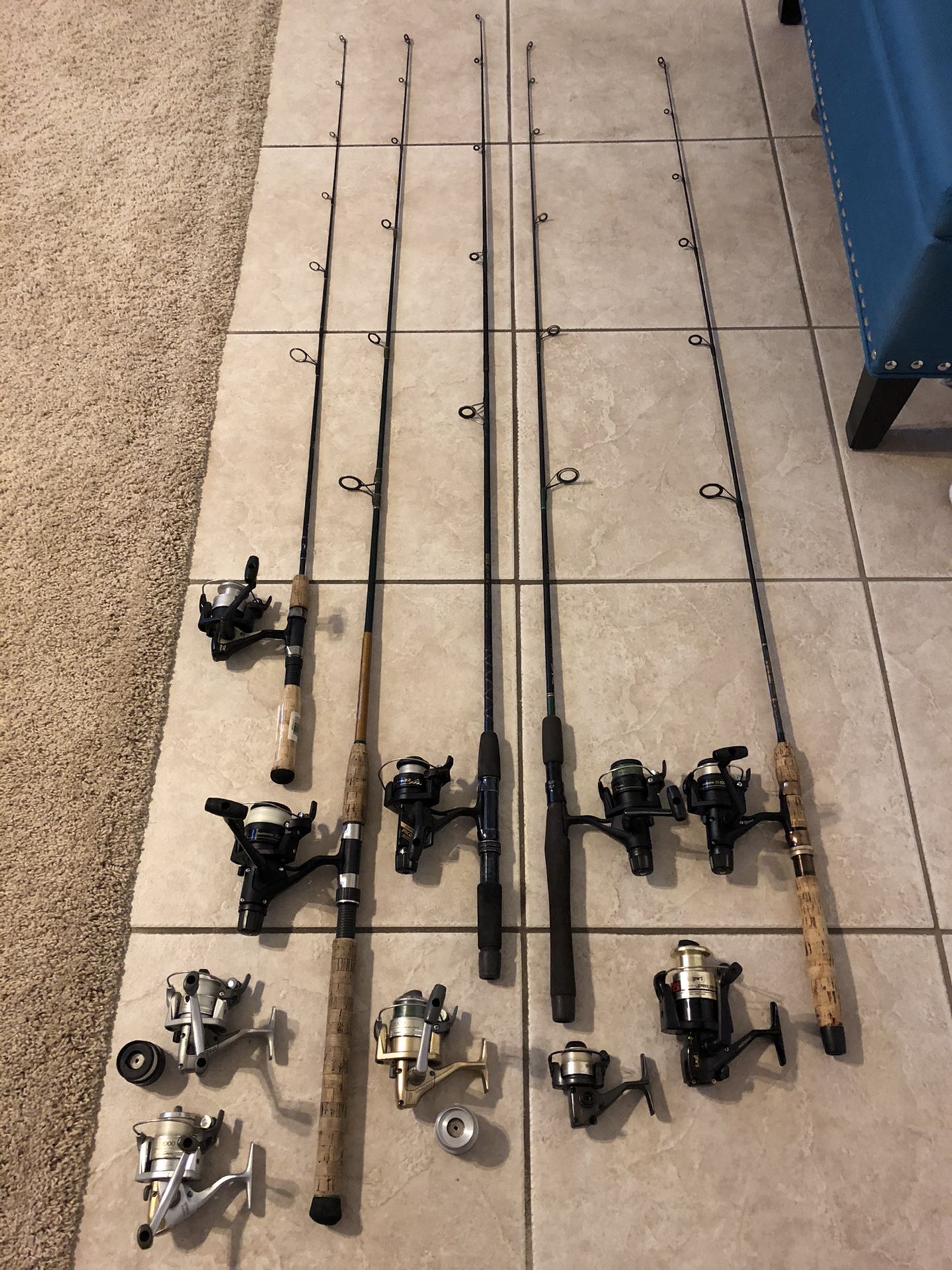 5 very nice spinning fishing combos, 10 Shimano reels, 1 Lews, 1 Quantum