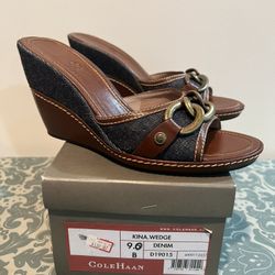 Cole Hasn’t Wedge. Size 9