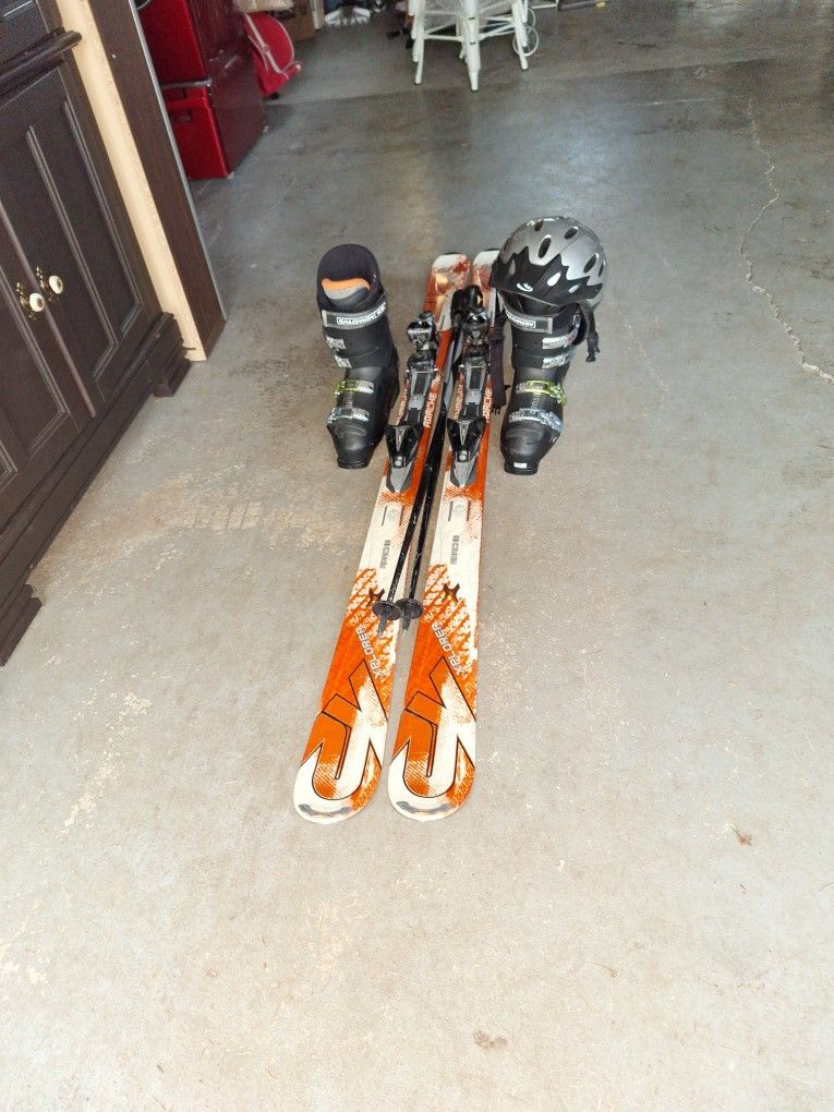 180cm K2 Apache Skis New Salomon Boots 30.5 Poles And Helmet
