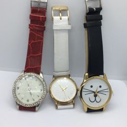 3 WOMENS GIRLS LEATHER WRIST WATCHES ⭐️⭐️$12 FOR ALL 