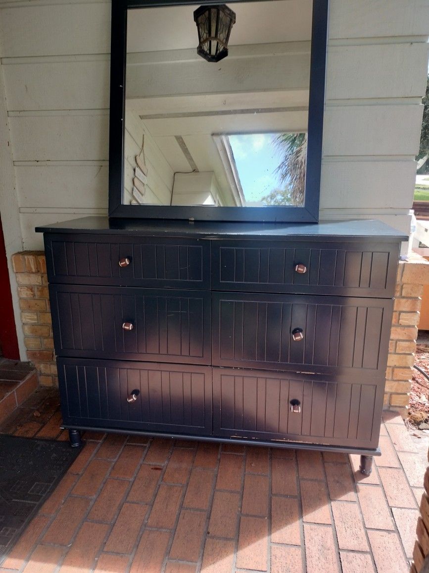 🥰✨🤩Ashley Furniture Navy Blue Accent Double Dresser w/Mirror🥰✨🤩