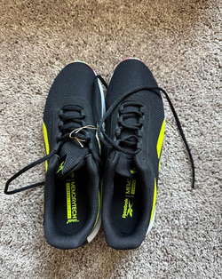 Reebok shoes for mens size 11 $35 price firm