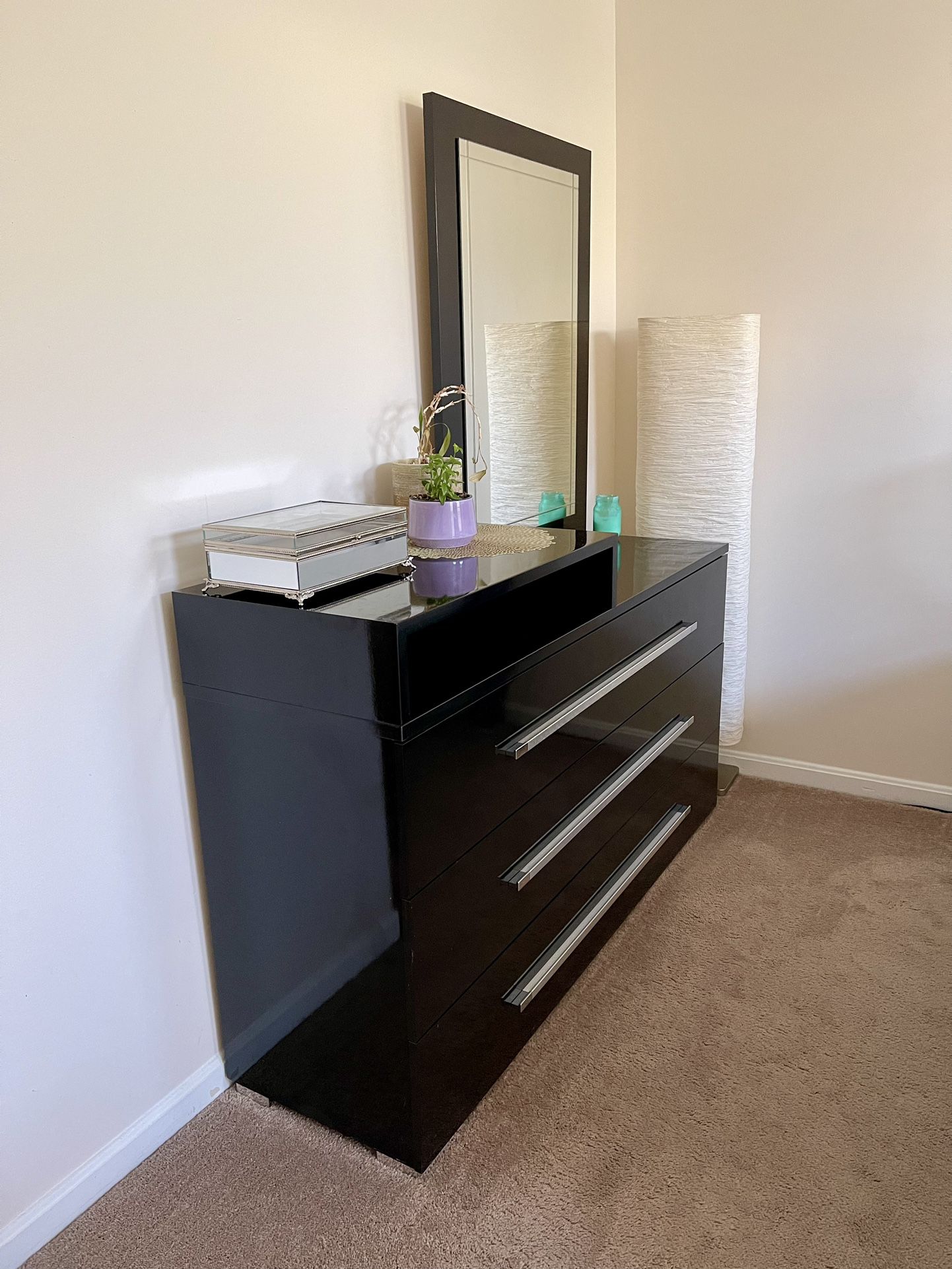 Luxurious Dresser with Mirror $600 and Chest $400 Or Both for $900 Excellent Condition. Black color, very sturdy, high quality and from a smoke-free h
