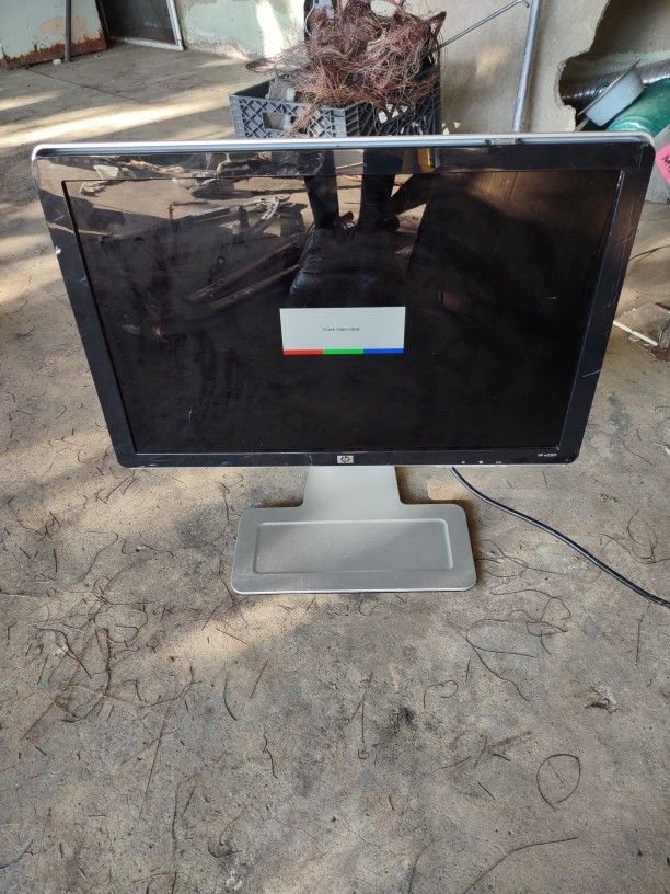 Hp Monitor With (Swivel Stand)