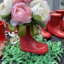Pig in red rain boots hot sale