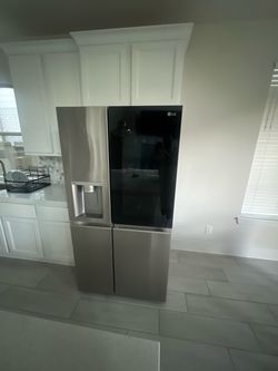 LG refrigerator