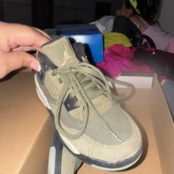 Jordan’s Boys Size 12 