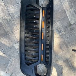 Jeep JL/JT Grille With Running Lights