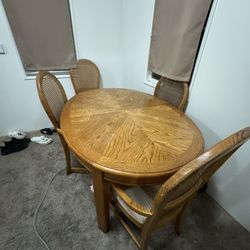 Dinning Room Table W/ 6 Chairs
