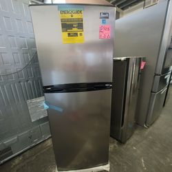 Refrigerator Avanty