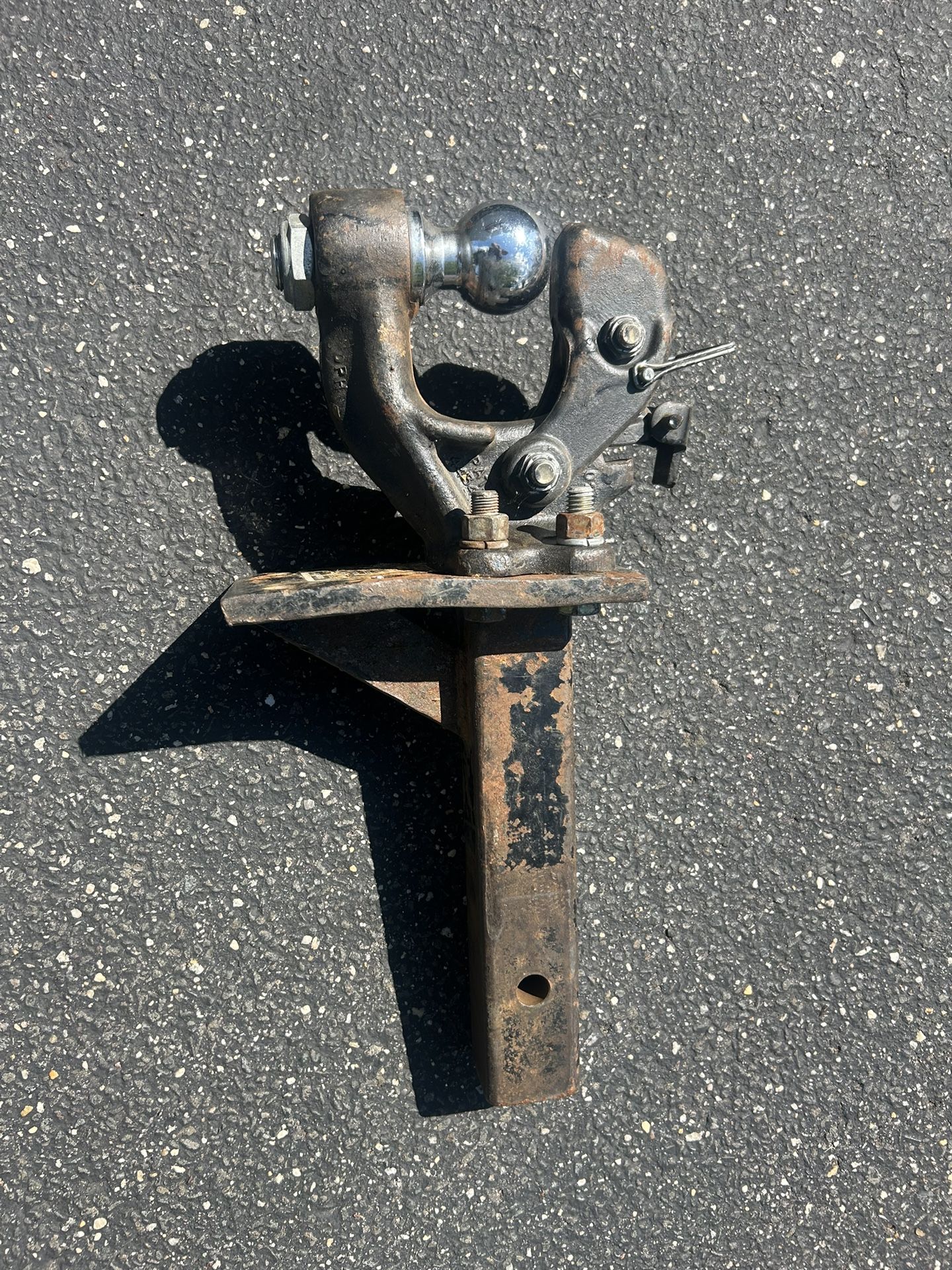 Pintle Hook With 2 Inch Ball Trailer Hitch