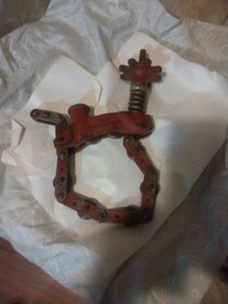 Iron pipe cutter