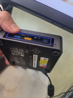 INTEL  i5 7500  ,128 m.2,wifi 6,8GB RAM