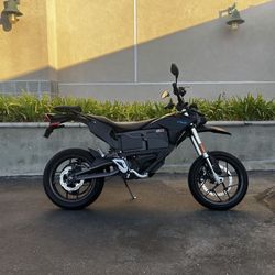 2016 Zero FXS