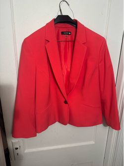 WOMENS ONE BUTTON CORAL COLORED NINE WEST BLAZER-,SIZE 16.      USED, BUT IN GOOD CONDITION