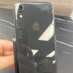 iPhone XR 128gb Unlocked ID: 53360 