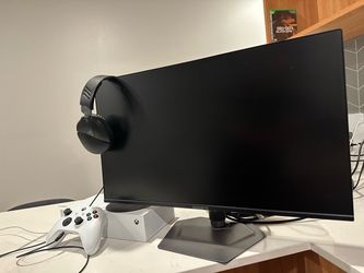 Xbox series s and monitor