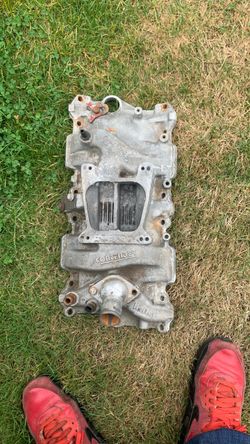 Holly contender intake manifold Chevy 350