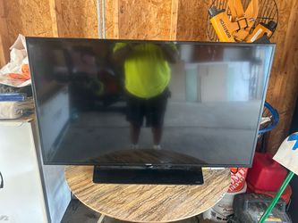 48” Samsung UHD Smart TV