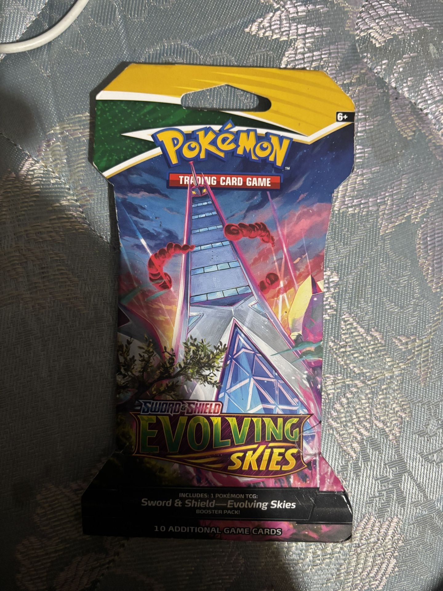 Pokemon Evolving Skies Sword And Shield Booster Pack