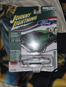 Johnny lightning ford mustang mach 1 white lighting