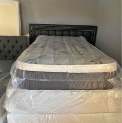 Twin size pillow top mattress