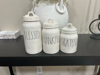 Rae Dunn Canister Set