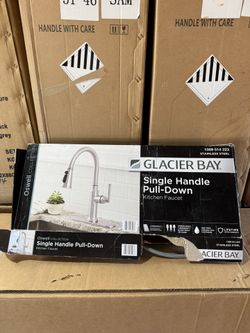 Glacier Bay Oswell Single-Handle 3-Function Pull-Down Sprayer Kitchen Faucet 