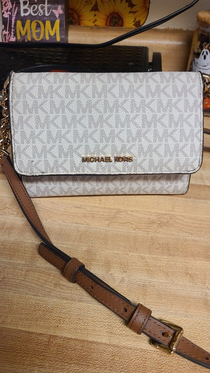 Michael Kors Crossbody Purse