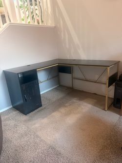 L-Shaped Computer Desk