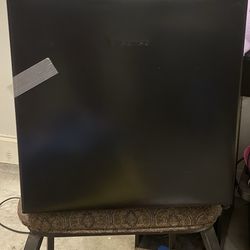 Brand new never used Hisense dorm refrigerator Blacl