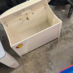 Kids Toys Chest Bench New Assembled 