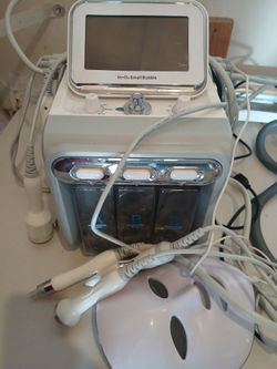 7 IN 1 FACIAL CLEANSING MACHINE