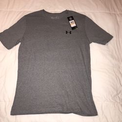Under Armour Men’s t shirt size S