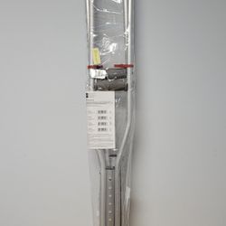 Medline Guardian Standard Aluminum Underarm Crutches, 300-lb. Weight Capacity, Adult (5ft. 2in. - 5ft. 10in), One Pair