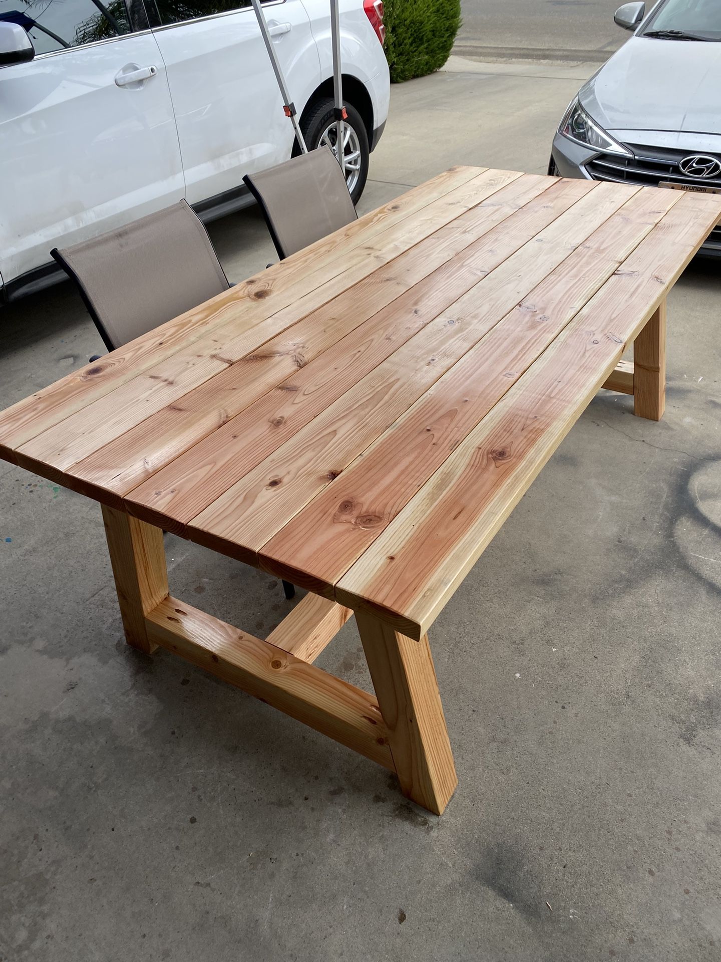 Beautiful Rustic Table For Indoor Or Outdoor 