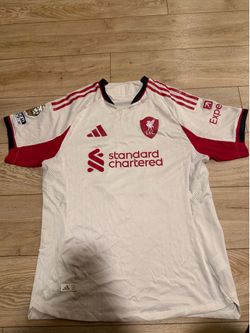Liverpool size 2xl  m.salah