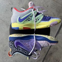 These are the Nike KD 15 "What The" men's basketball shoes. 