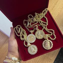 Chain And Pendant Pick The One You Like 