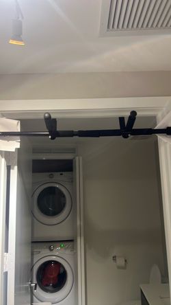 Pull-up Bar Over the Door