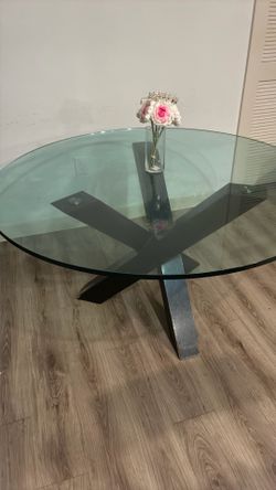 Round Table