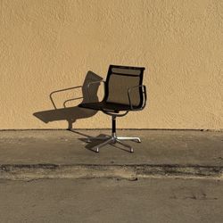 Vintage Eames Chair
