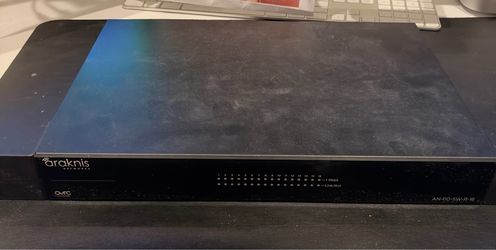 Araknis 16 port switch