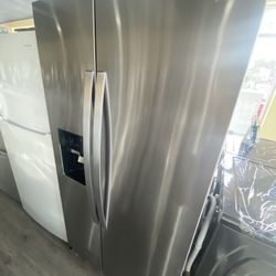 Whirlpool Refrigerator 